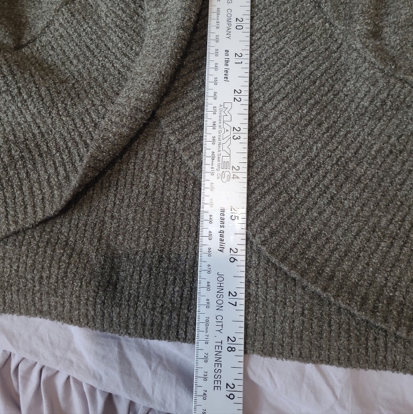 Max & Mia womens SZ M The Essential Travel Cardigan Olive green super soft cozy - Picture 9 of 11